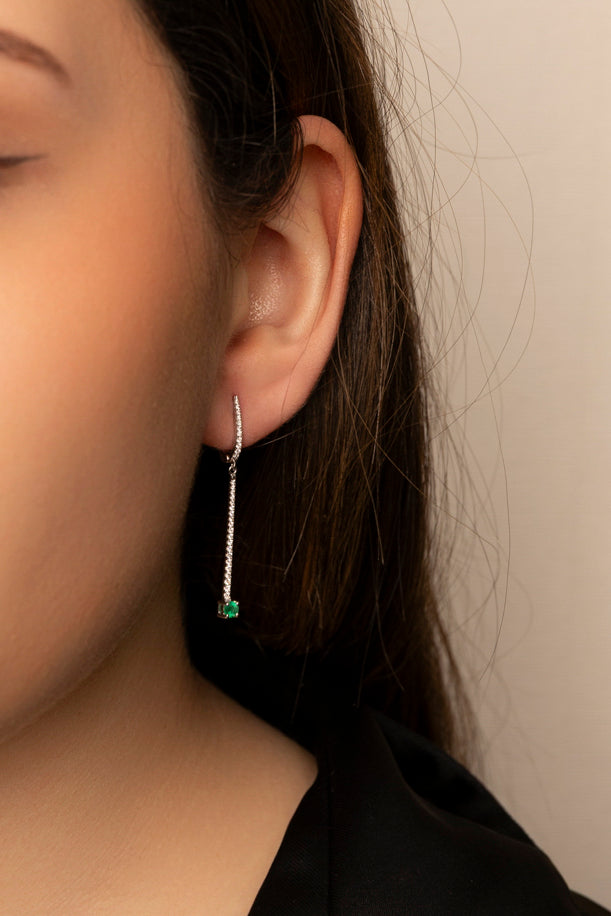 Pendientes largos de Diamantes y Esmeraldas