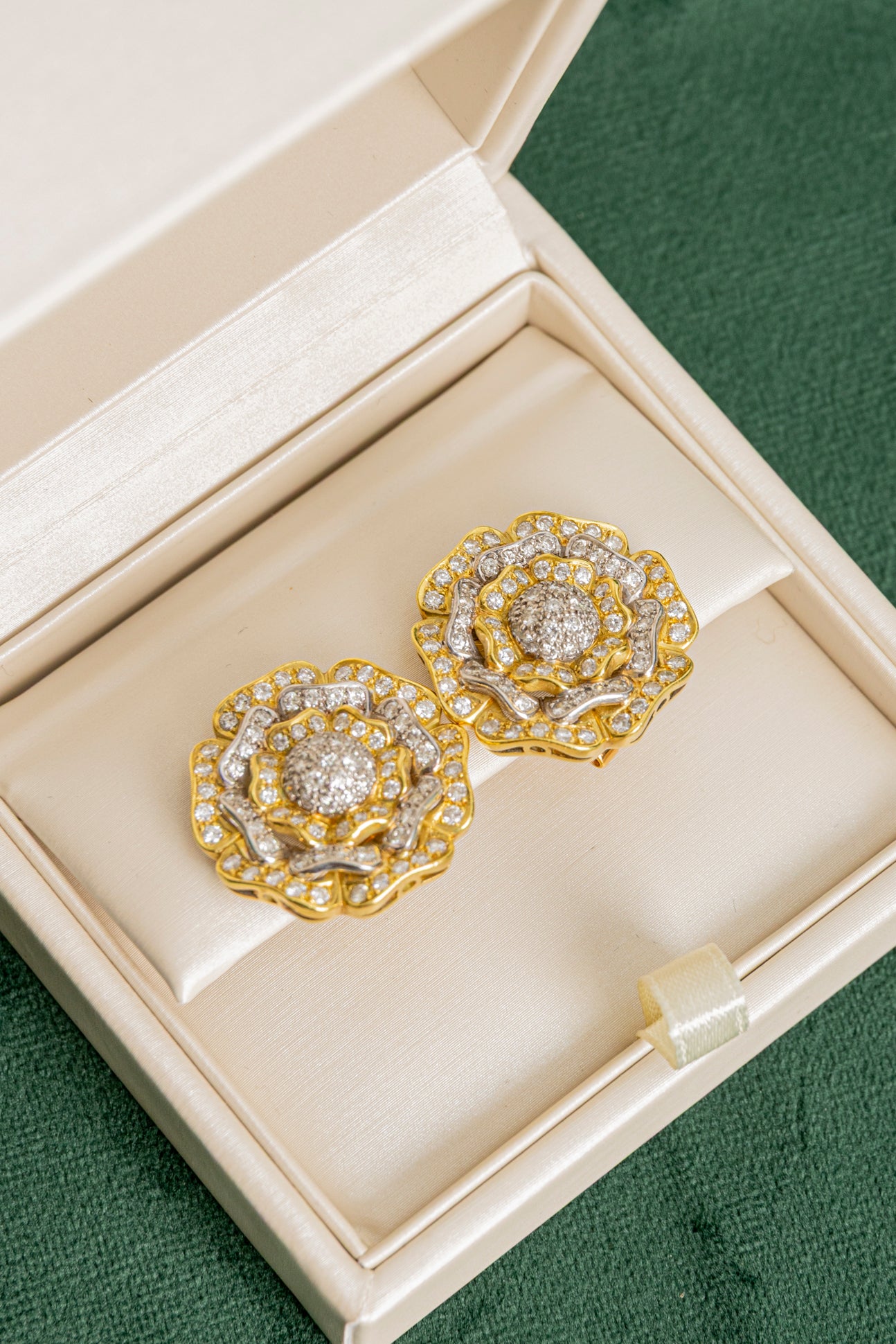 Pendientes Camelias de Diamantes