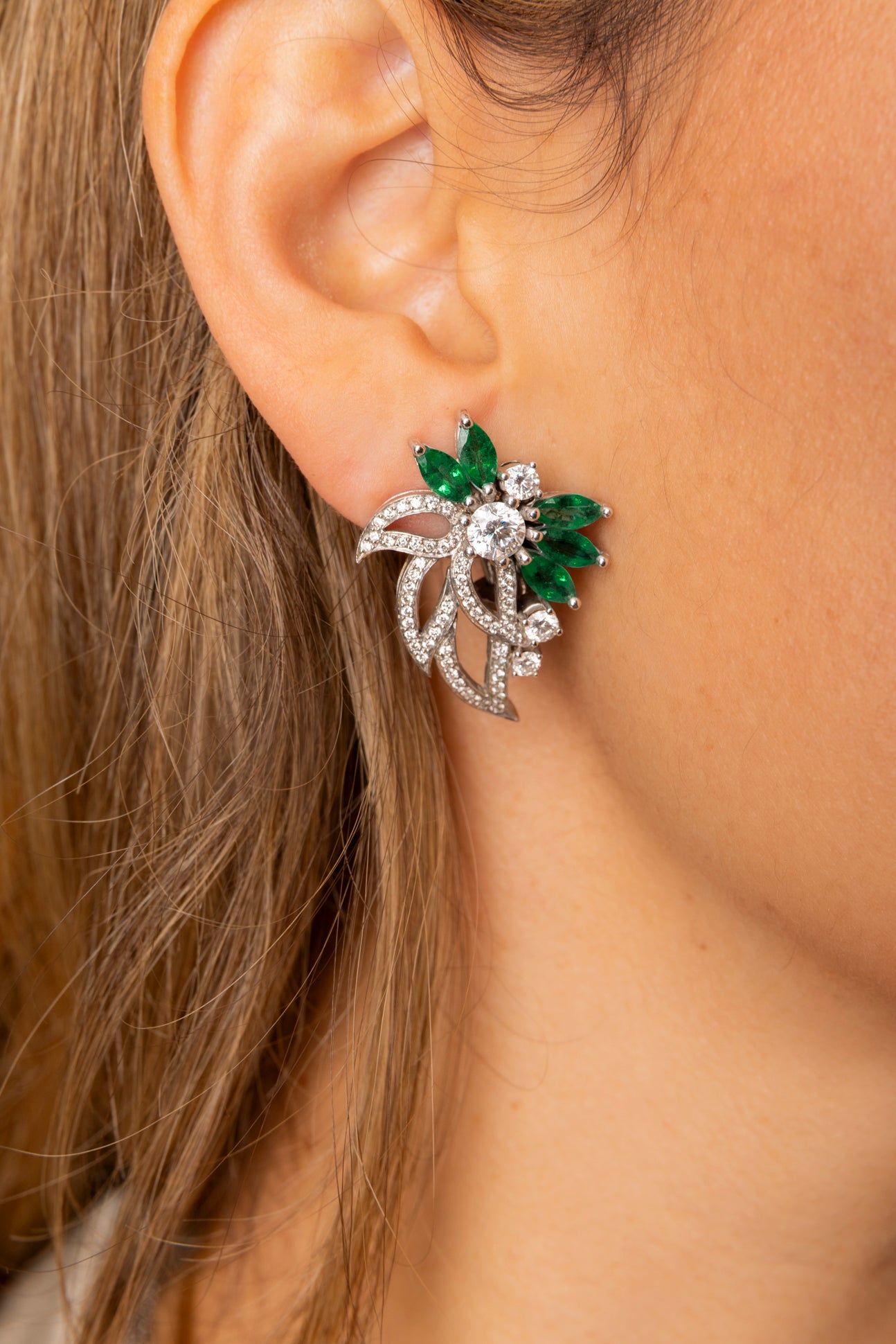 Pendientes de Diamantes y Esmeraldas