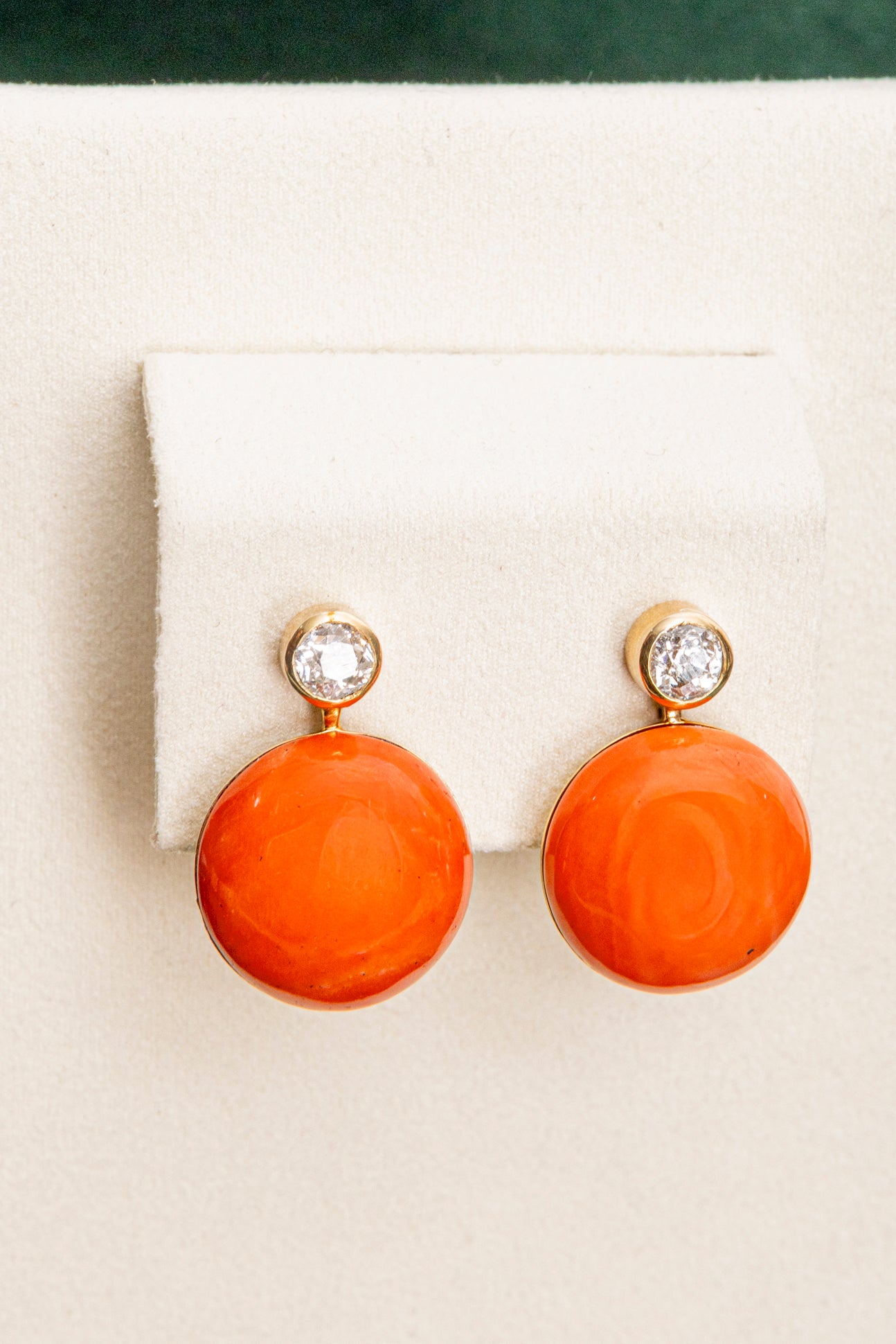 Pendientes Vintage de Coral y Diamantes