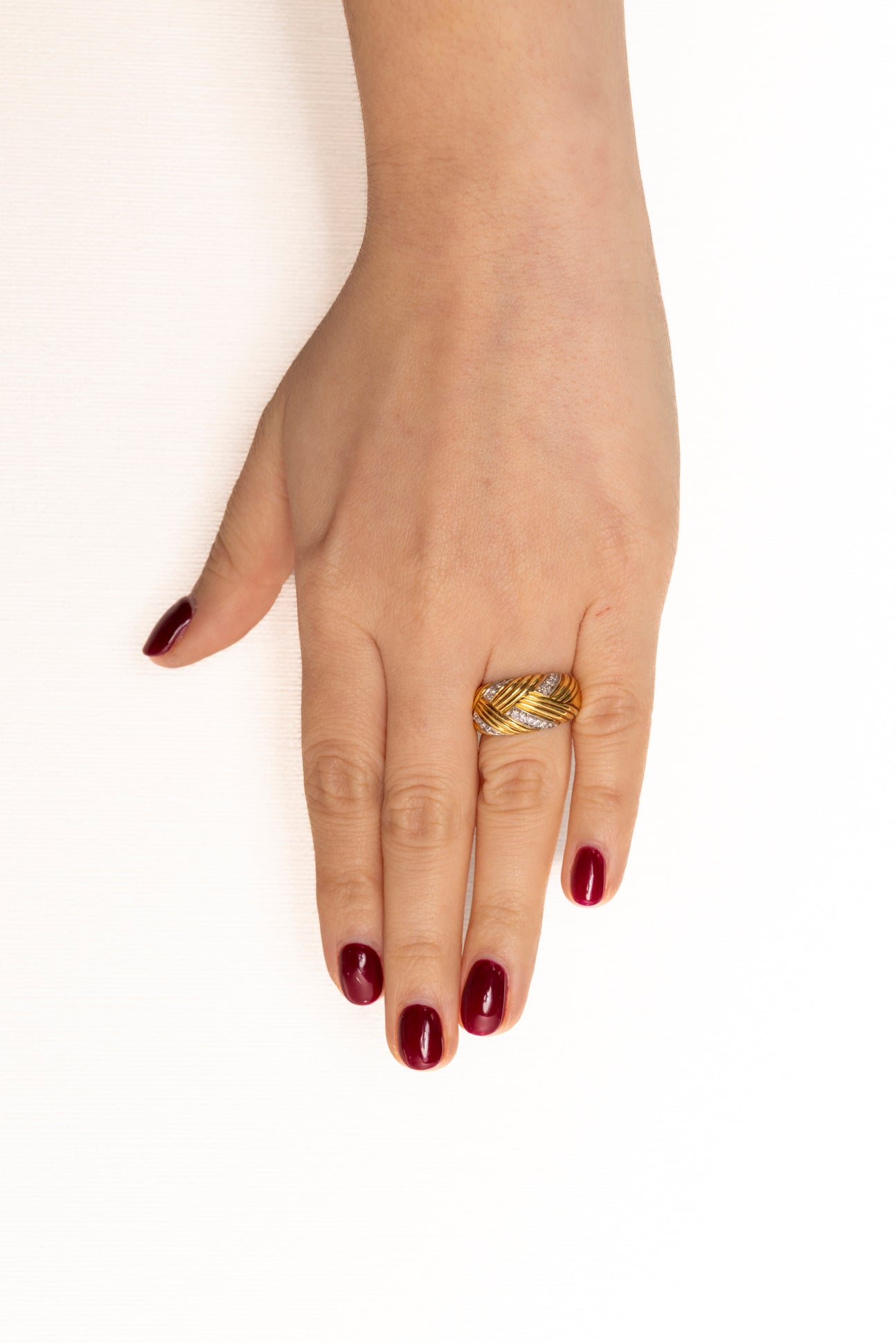 Sortija Gallonada con Diamantes